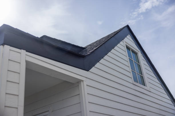 How To Choose The Right Materials for Your Siding Installation in 'Farmington, MS